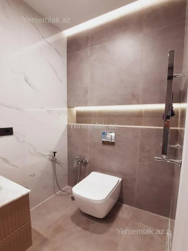 Satılır 1 otaqlı yeni tikili 60 m²