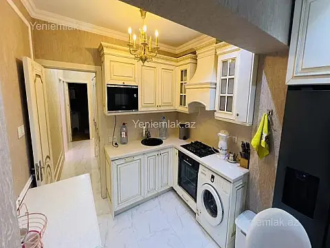 Satılır 3 otaqlı yeni tikili 85 m²