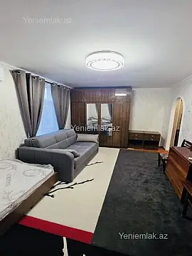 Satılır 1 otaqlı köhnə tikili 35 m²
