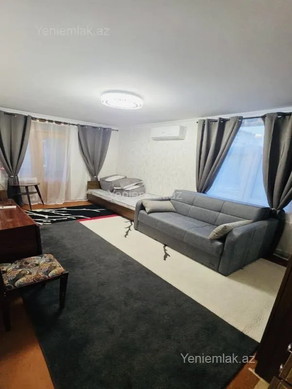 Satılır 1 otaqlı köhnə tikili 35 m²
