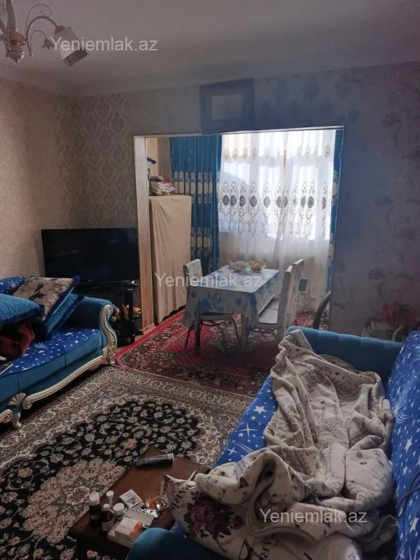 Satılır 3 otaqlı köhnə tikili 69 m²