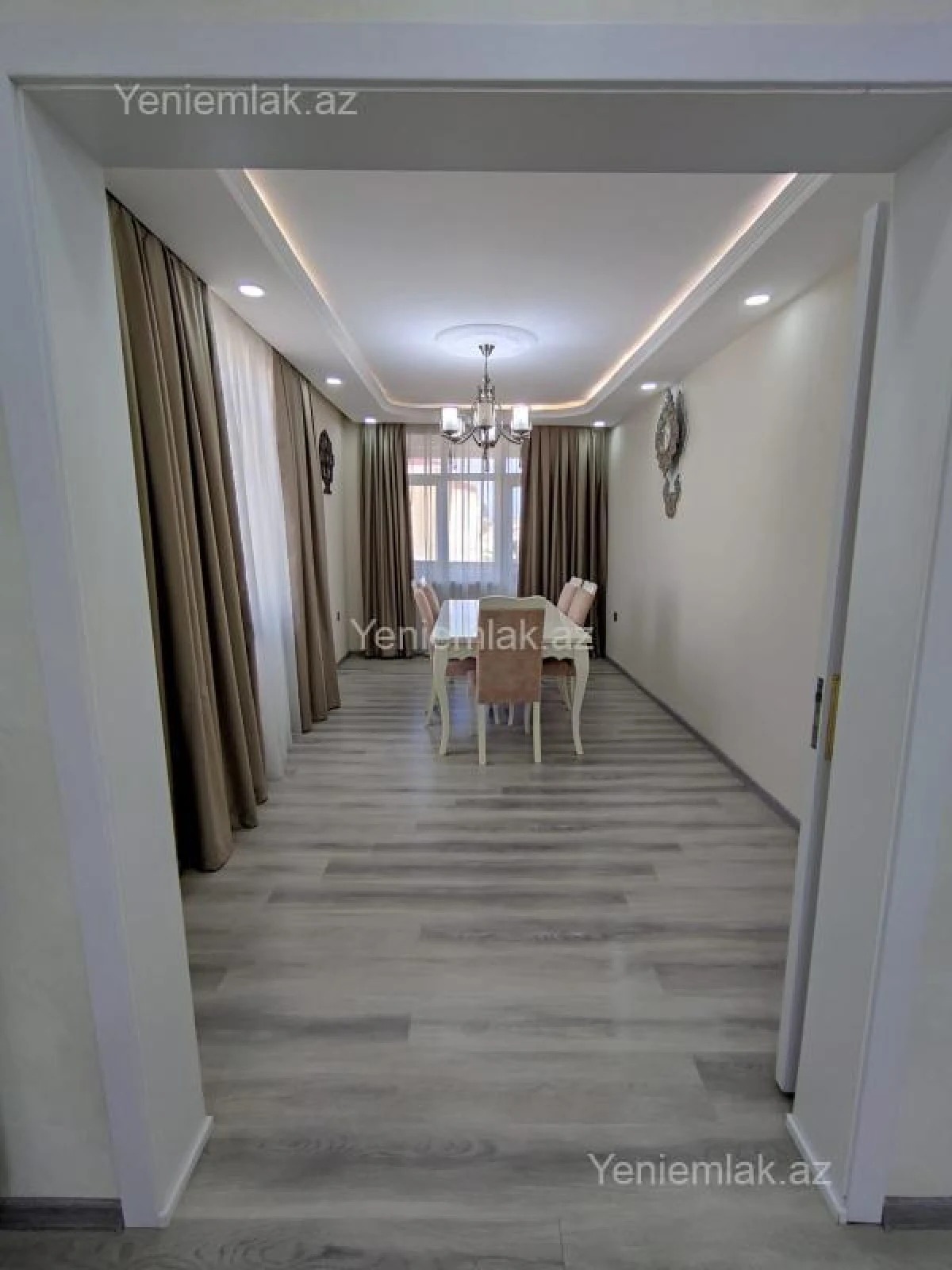 Satılır 5 otaqlı köhnə tikili 100 m²