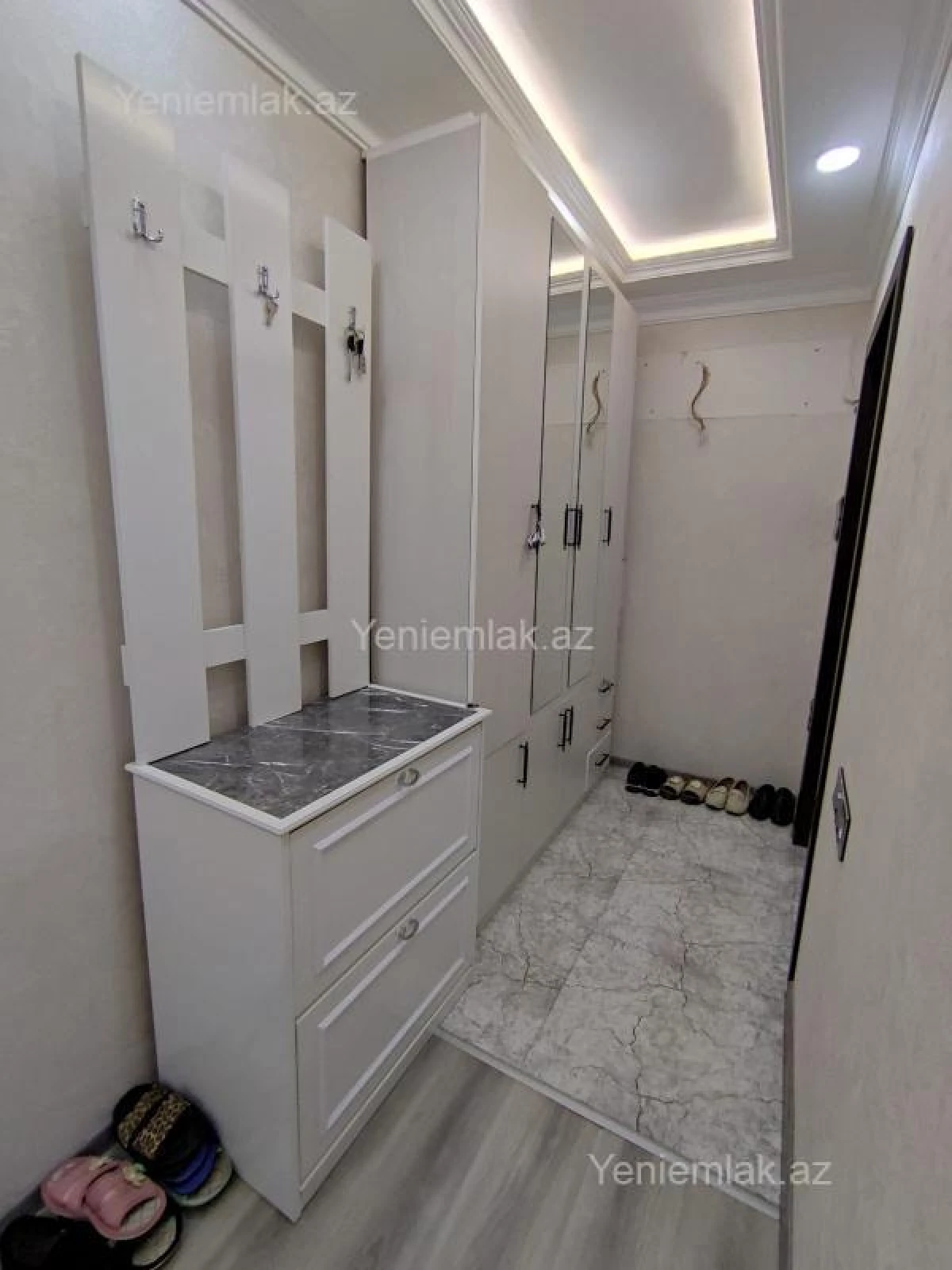 Satılır 5 otaqlı köhnə tikili 100 m²