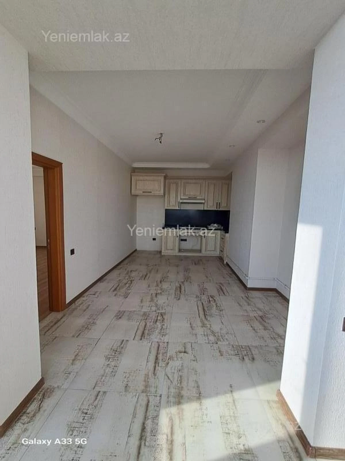 Satılır 2 otaqlı yeni tikili 74 m²