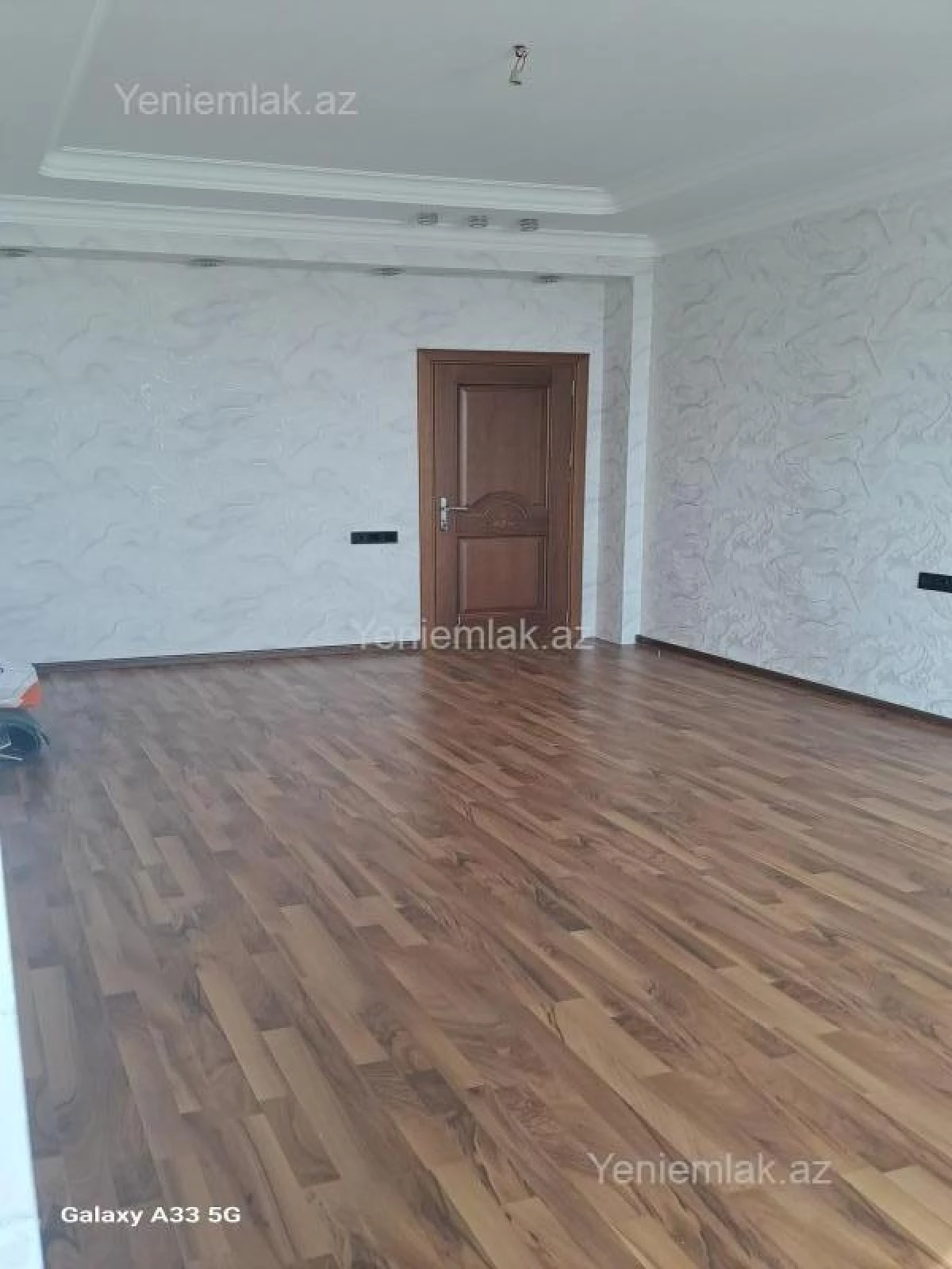 Satılır 2 otaqlı yeni tikili 74 m²