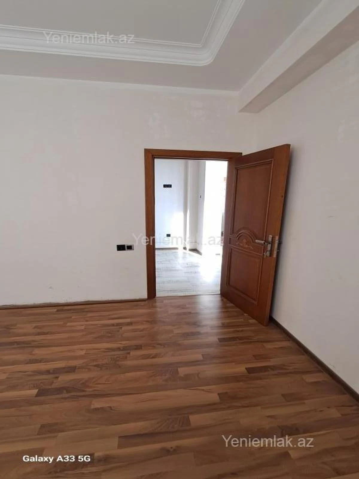 Satılır 2 otaqlı yeni tikili 74 m²