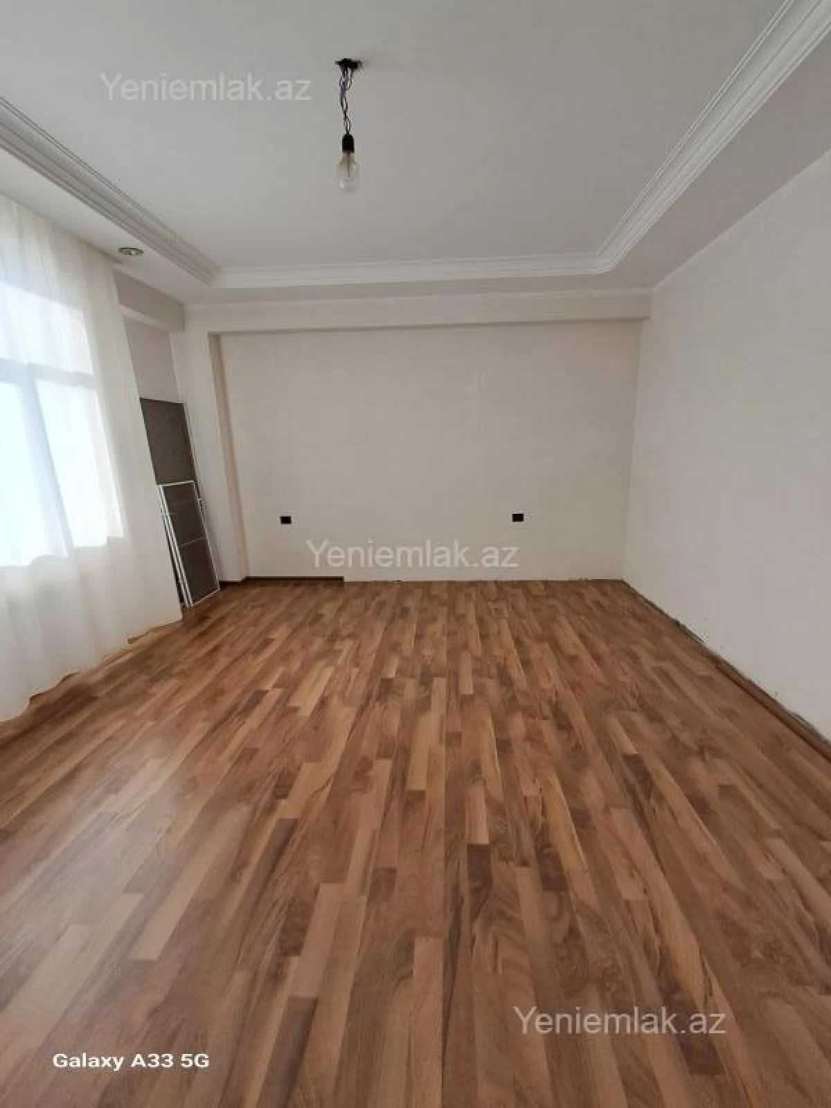 Satılır 2 otaqlı yeni tikili 74 m²
