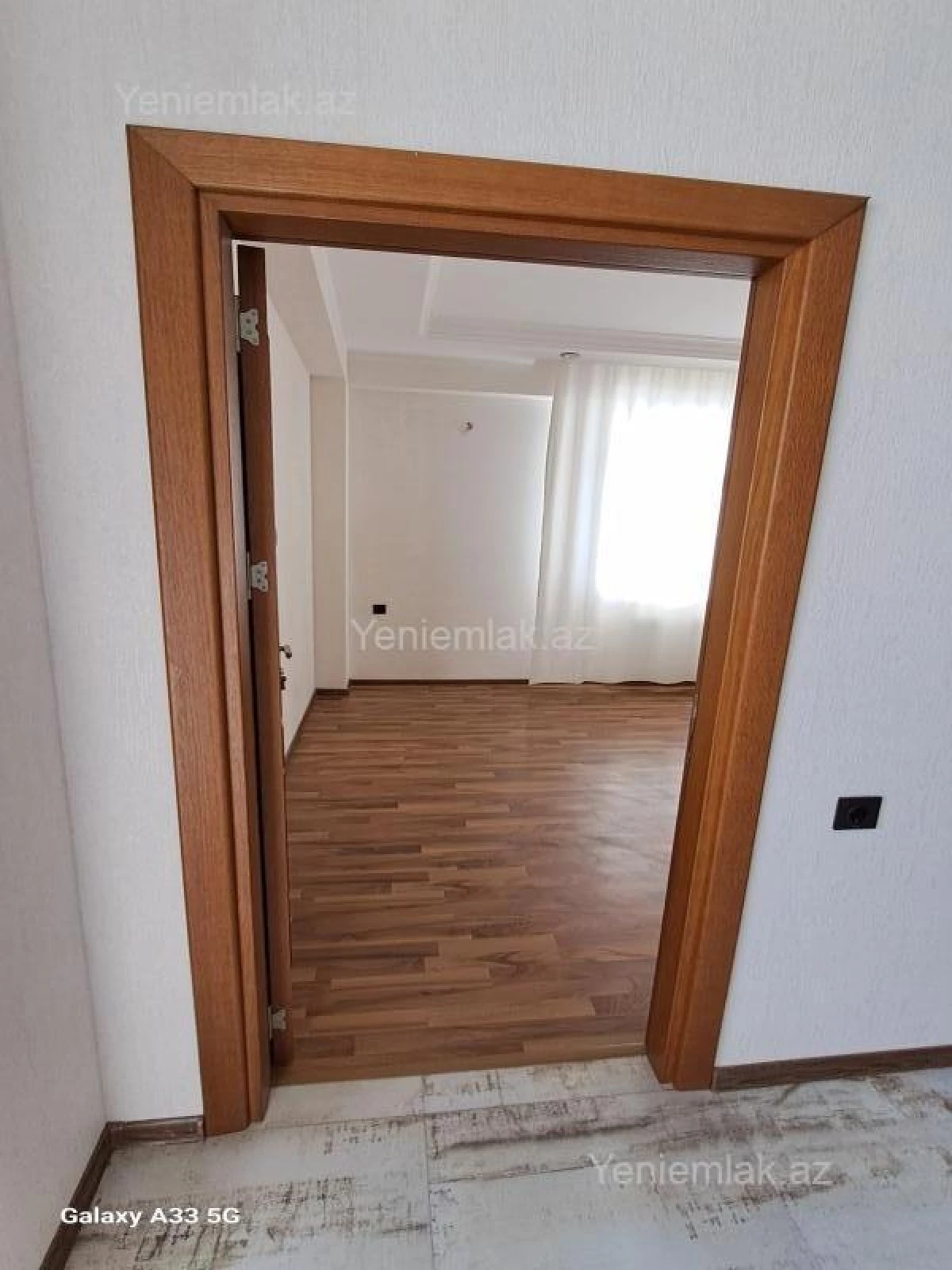 Satılır 2 otaqlı yeni tikili 74 m²