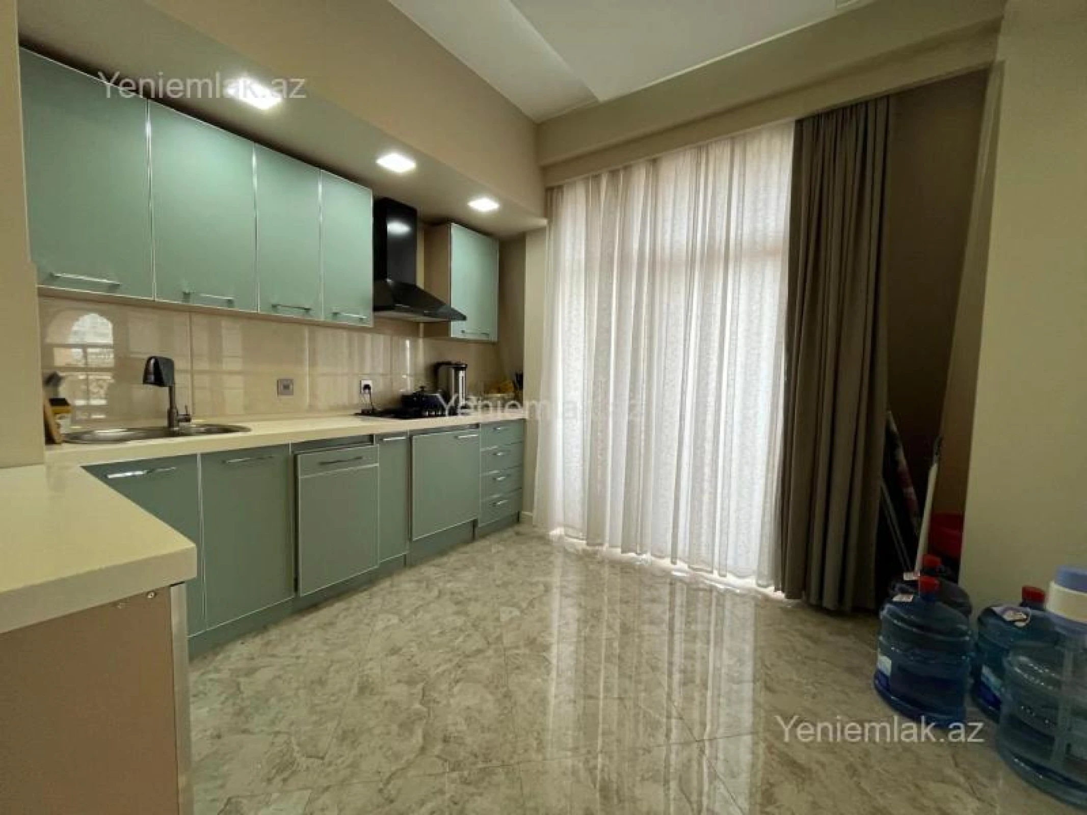 Satılır 3 otaqlı yeni tikili 119 m²