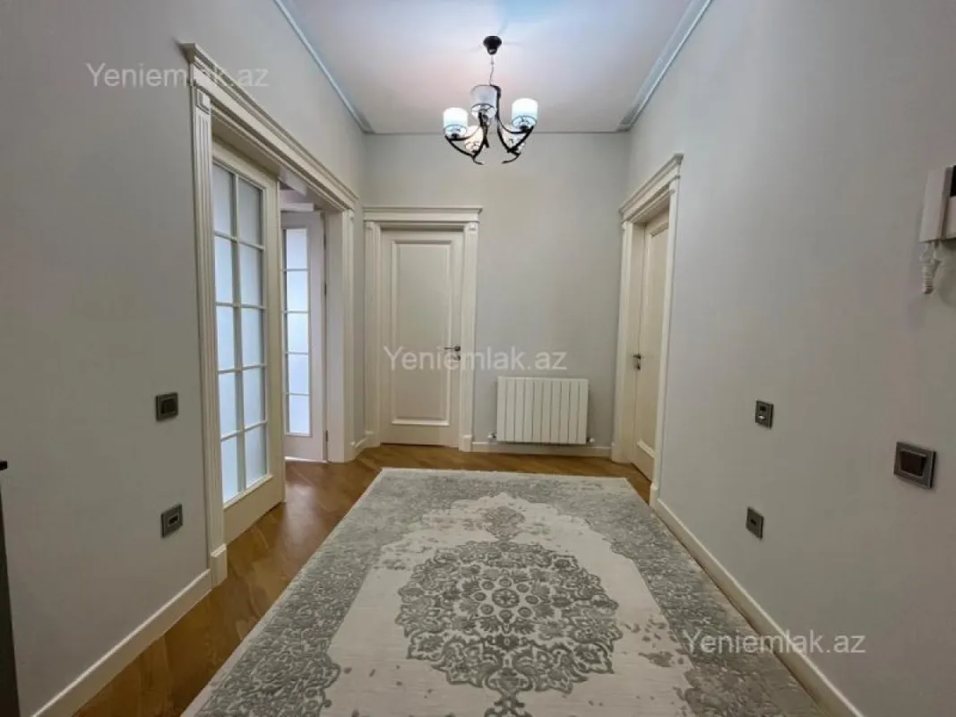 Satılır 3 otaqlı yeni tikili 119 m²