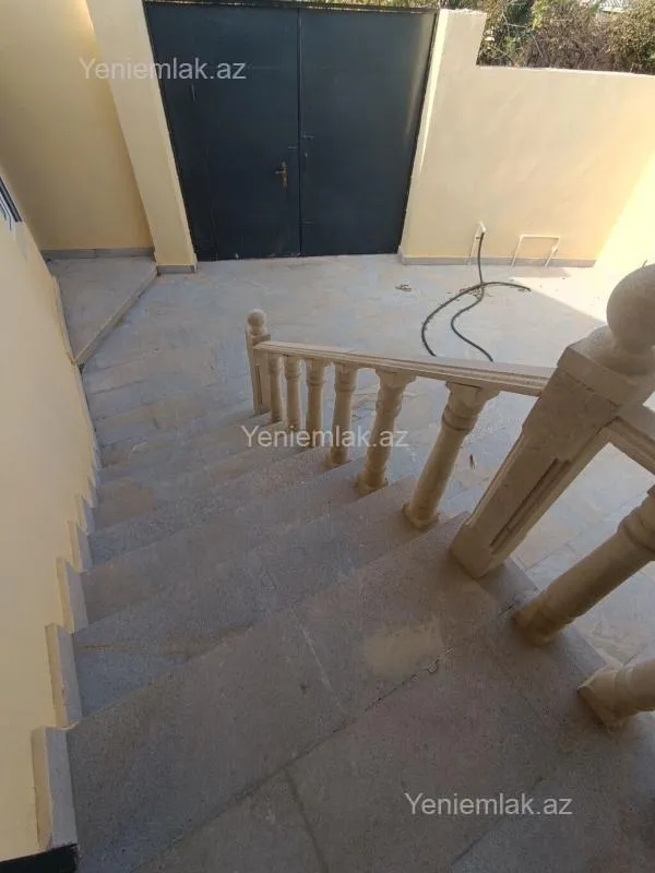 Satılır 3 otaqlı həyət evi 120 m²