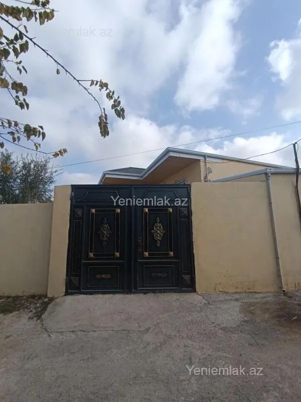 Satılır 3 otaqlı həyət evi 120 m²