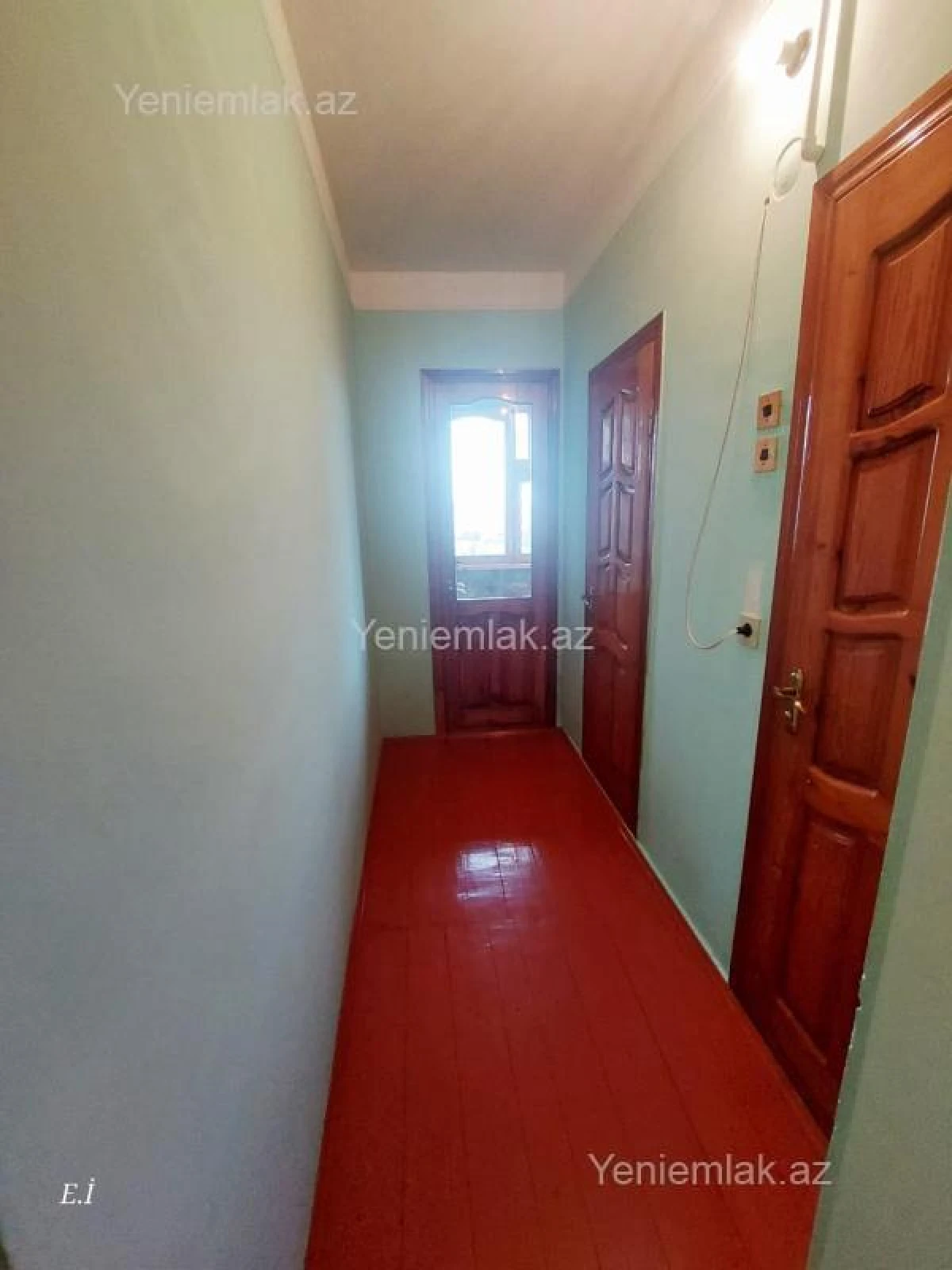 Satılır 3 otaqlı köhnə tikili 69 m²