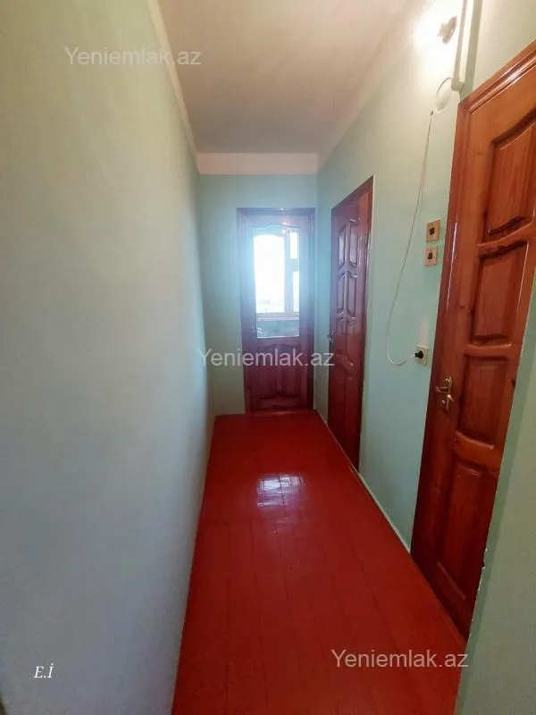Satılır 3 otaqlı köhnə tikili 69 m²