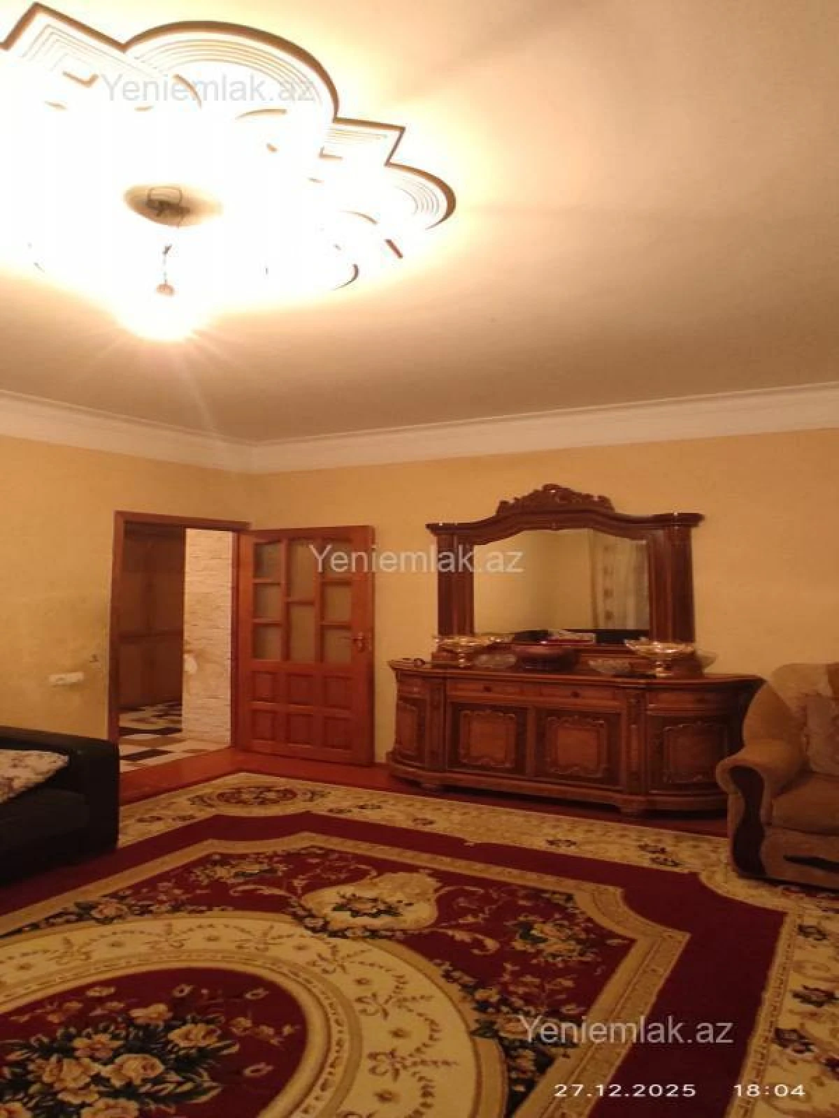 Satılır 4 otaqlı köhnə tikili 82 m²