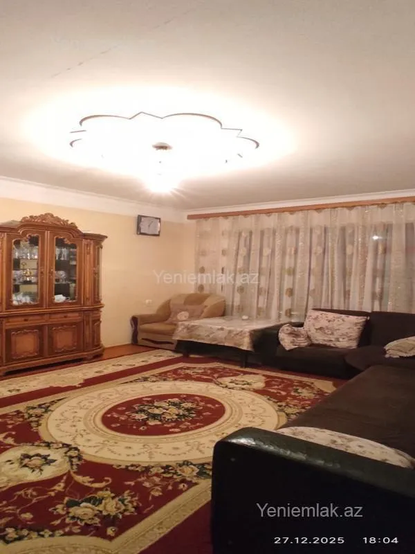 Satılır 4 otaqlı köhnə tikili 82 m²