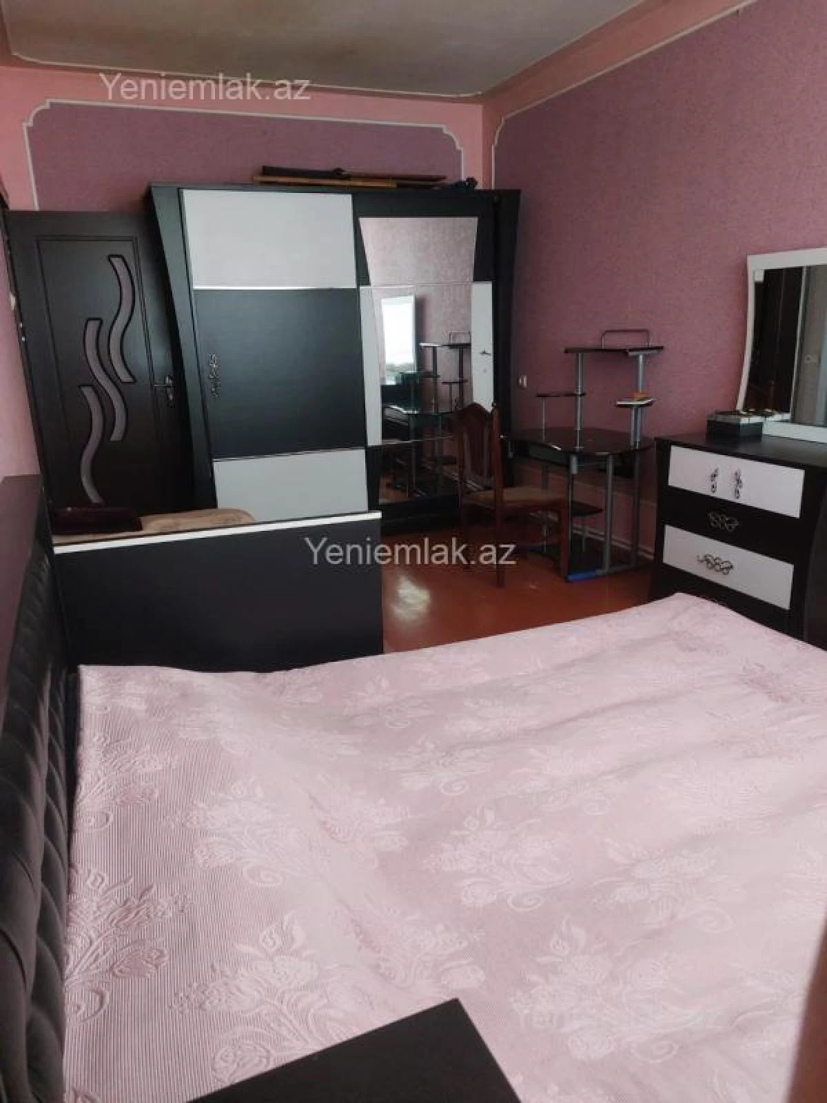 Satılır 3 otaqlı köhnə tikili 78 m²