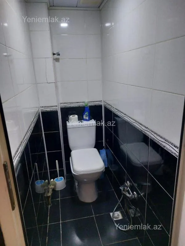 Satılır 3 otaqlı köhnə tikili 78 m²
