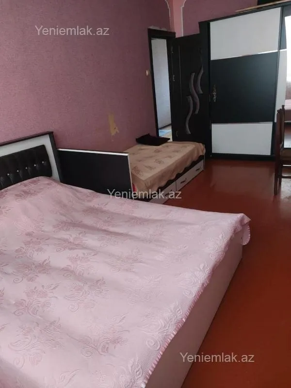 Satılır 3 otaqlı köhnə tikili 78 m²