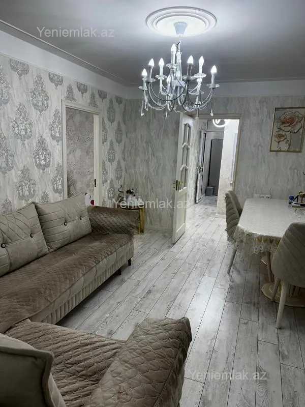 Satılır 3 otaqlı köhnə tikili 68 m²