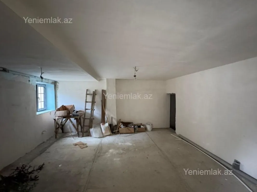 Satılır 3 otaqlı həyət evi 100 m²