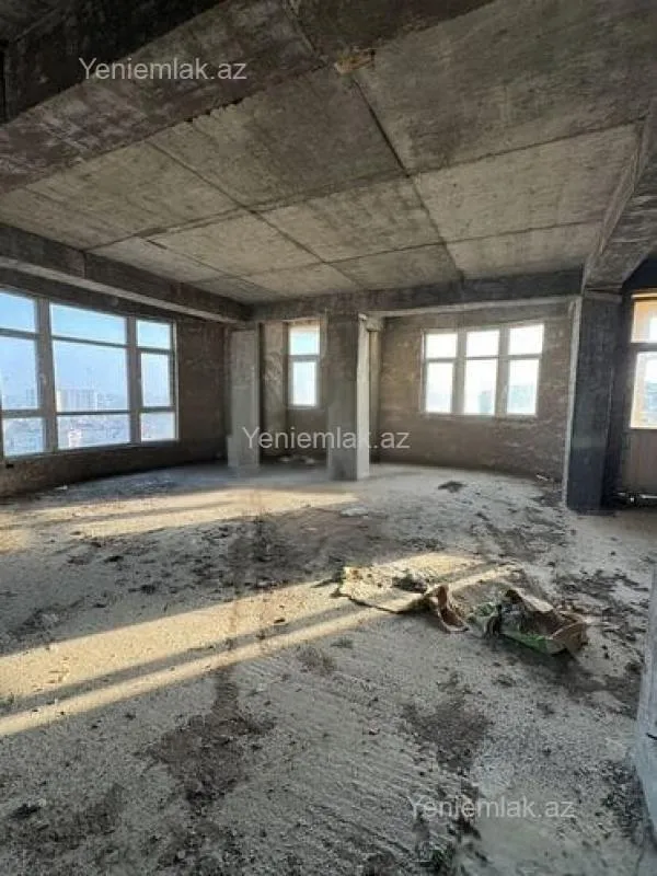 Satılır 3 otaqlı yeni tikili 114 m²