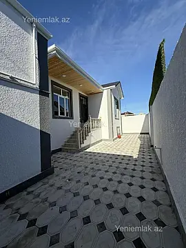 Satılır 3 otaqlı həyət evi 100 m²