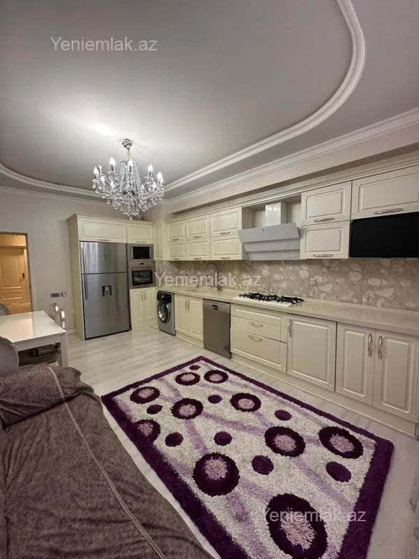 Satılır 3 otaqlı yeni tikili 150 m²