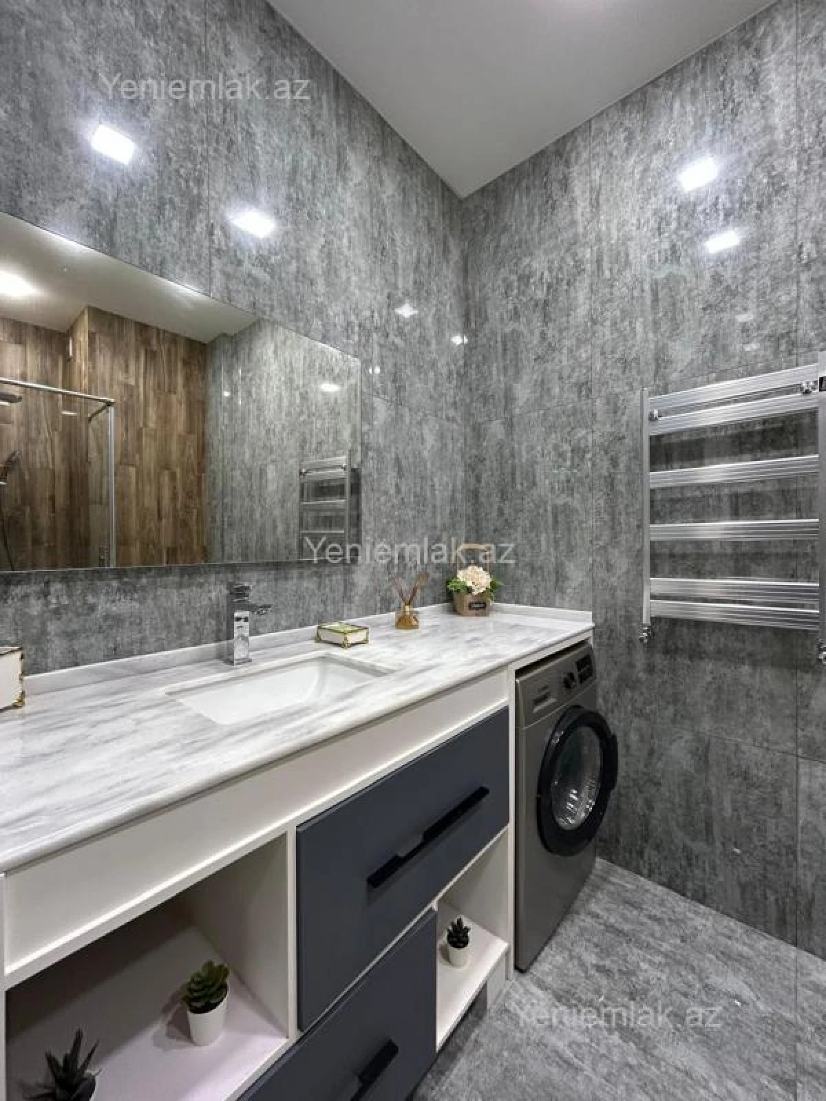 Satılır 3 otaqlı yeni tikili 115 m²