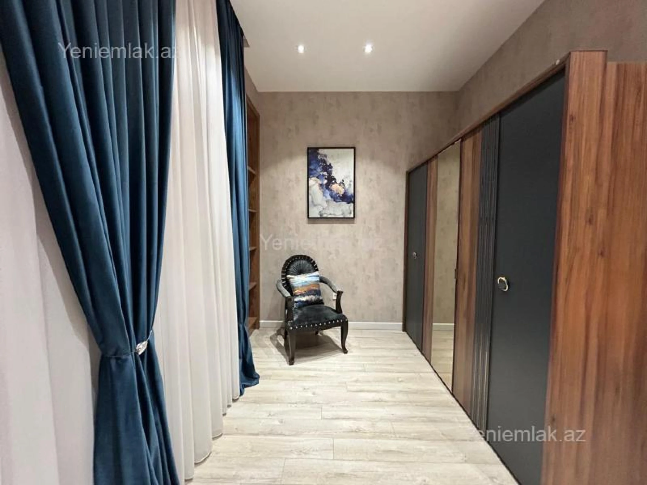 Satılır 3 otaqlı yeni tikili 115 m²