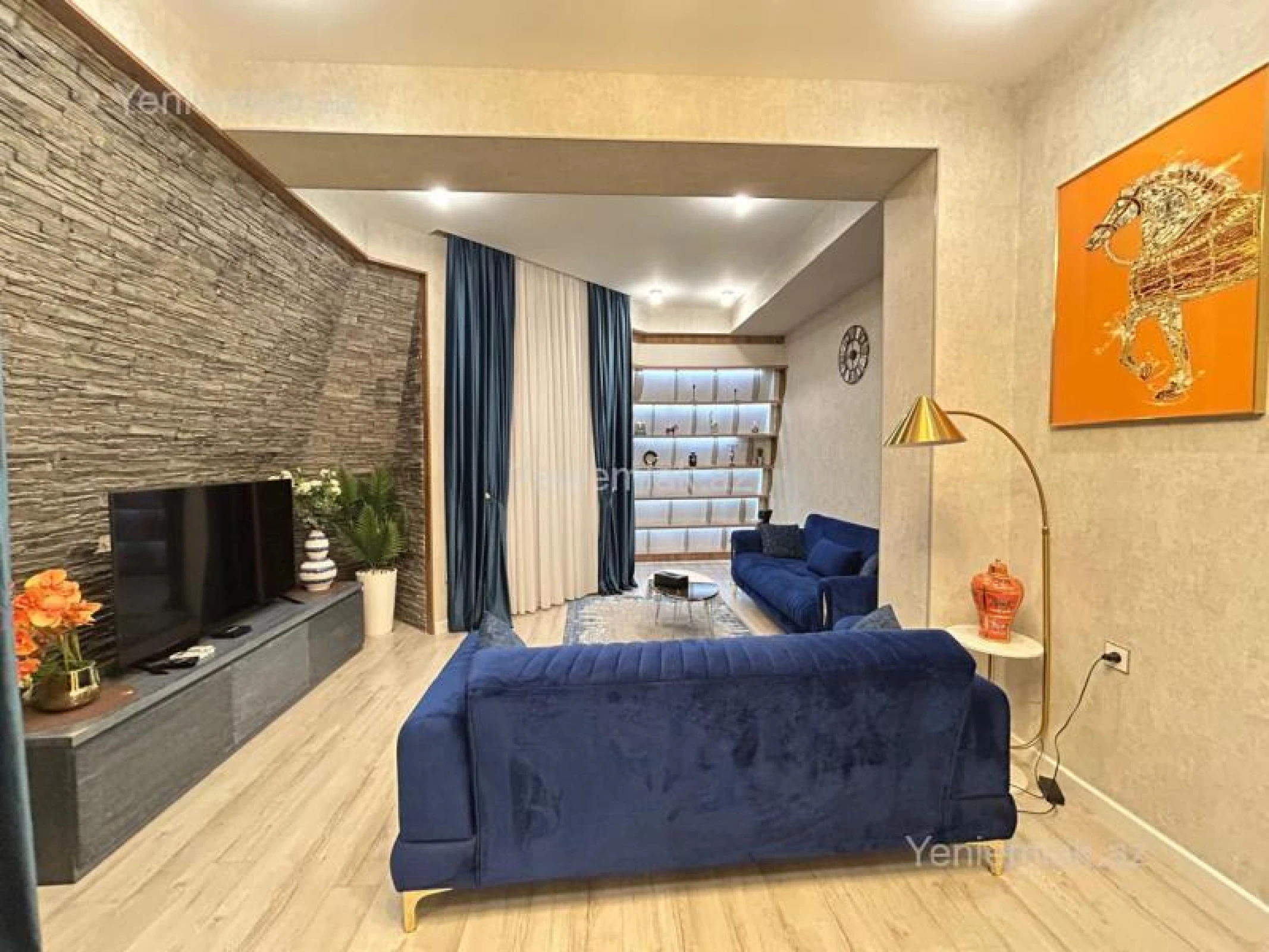 Satılır 3 otaqlı yeni tikili 115 m²