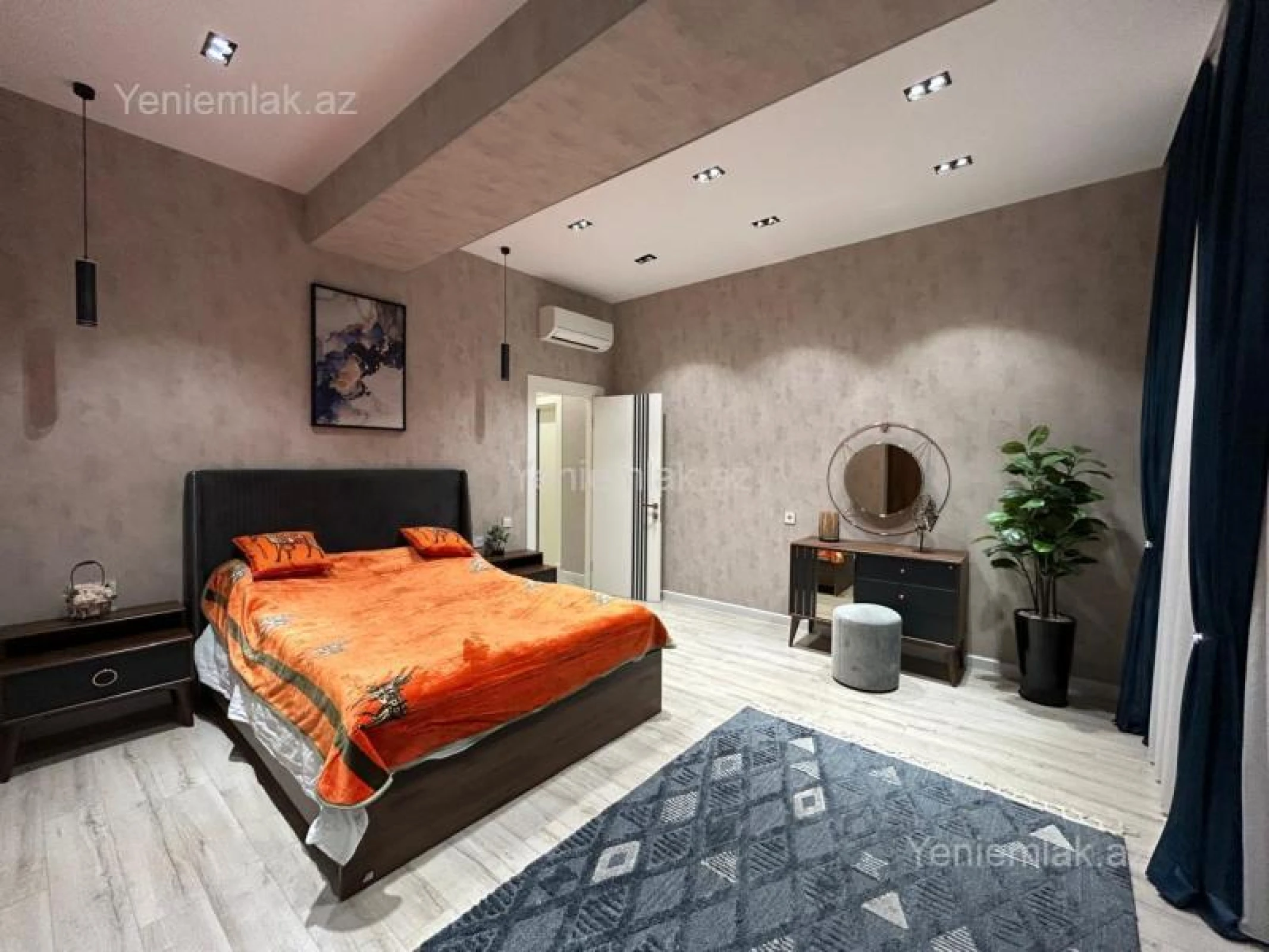 Satılır 3 otaqlı yeni tikili 115 m²