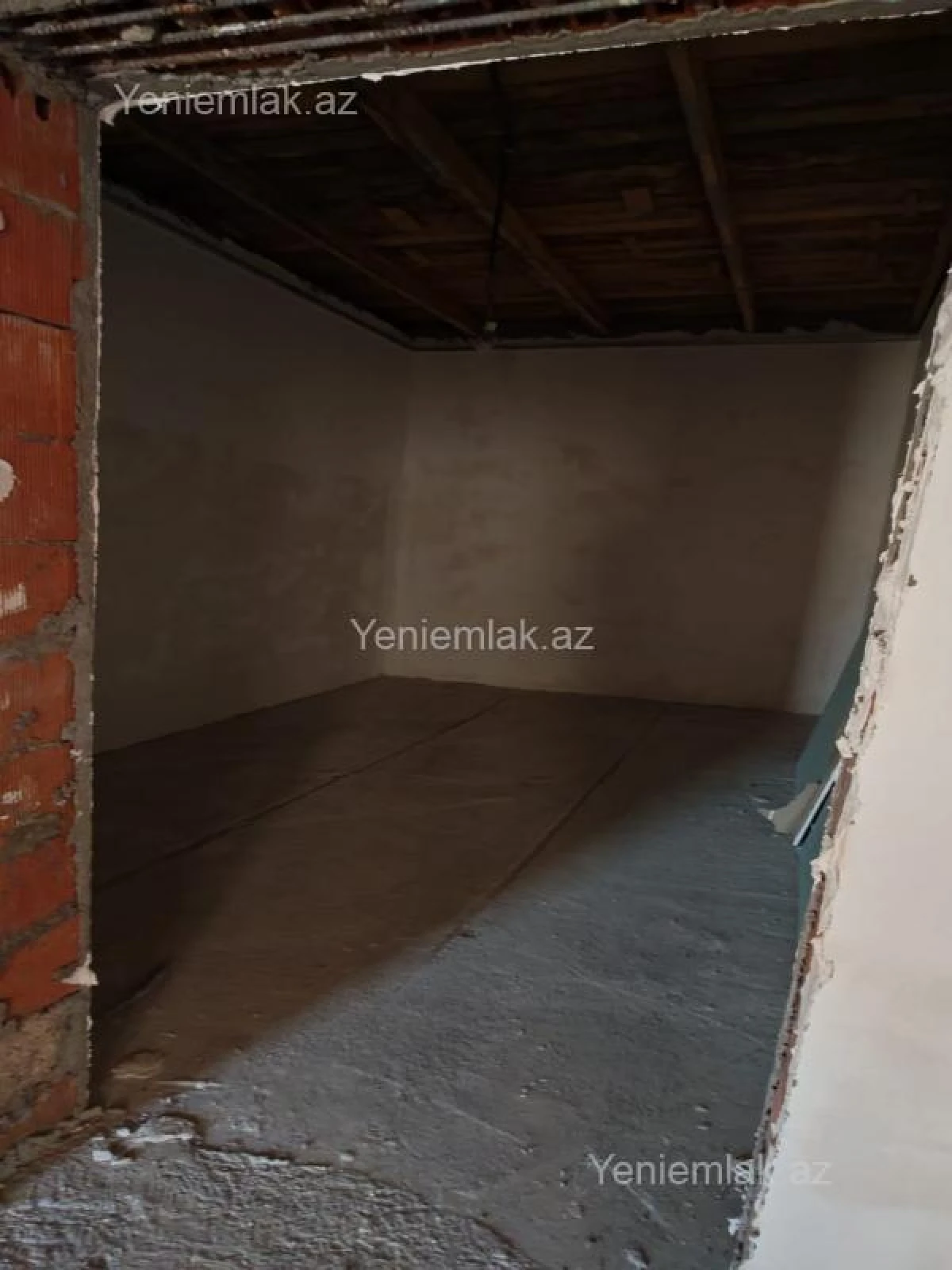 Satılır 6 otaqlı həyət evi 220 m²