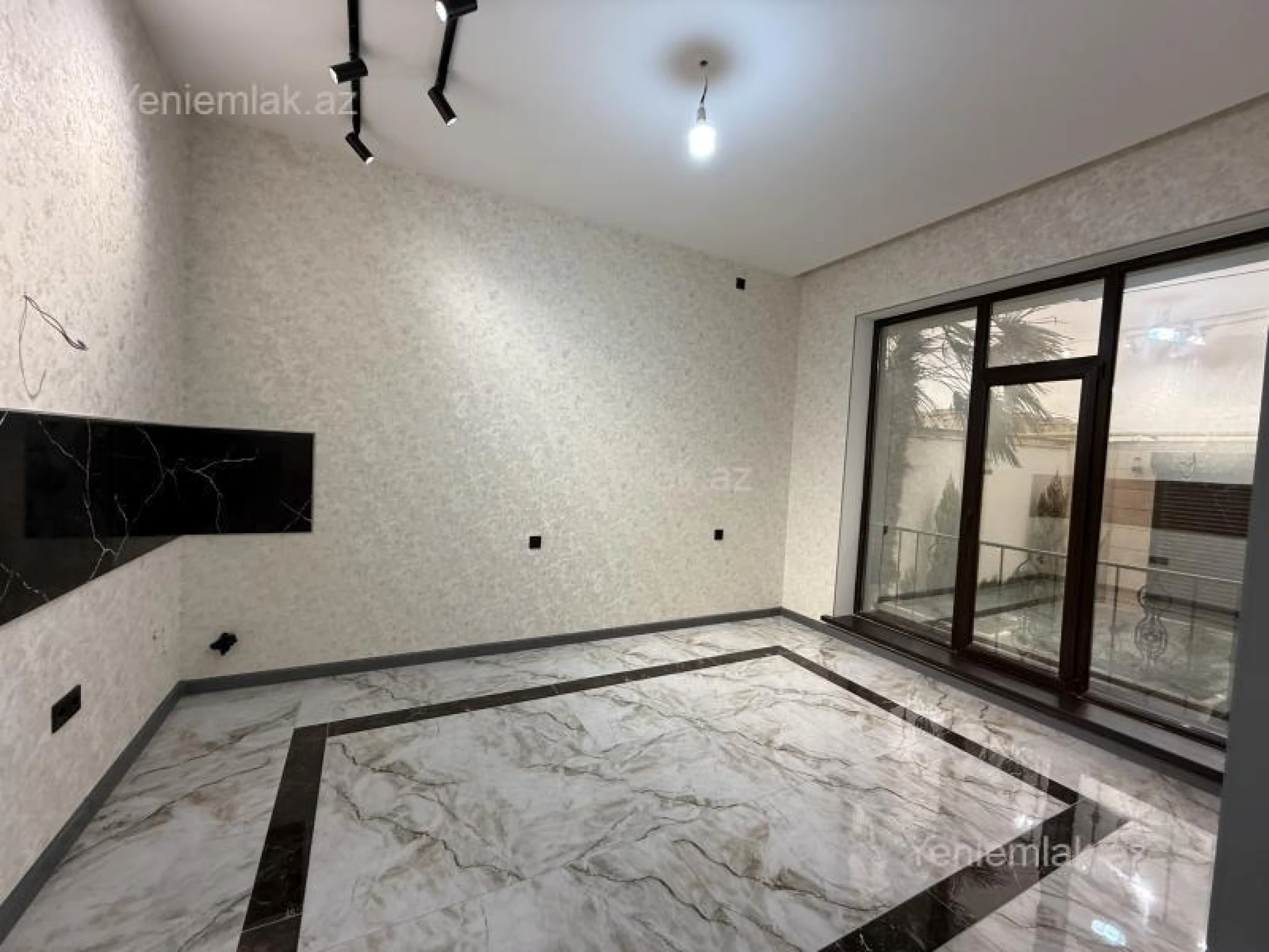 Satılır 4 otaqlı həyət evi 120 m²