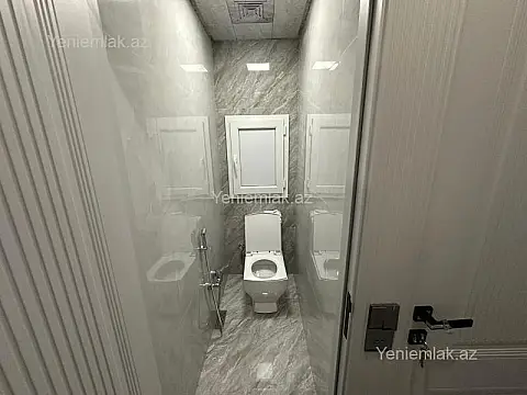 Satılır 5 otaqlı köhnə tikili 110 m²