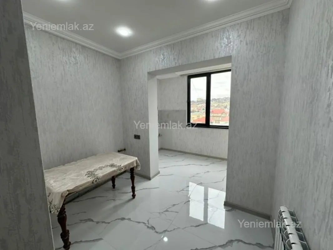 Satılır 5 otaqlı köhnə tikili 110 m²