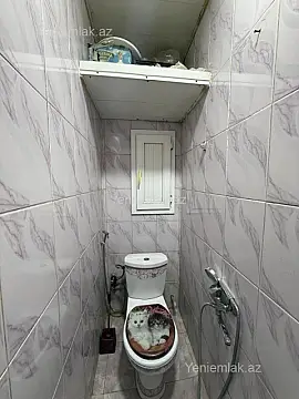 Satılır 1 otaqlı köhnə tikili 33 m²