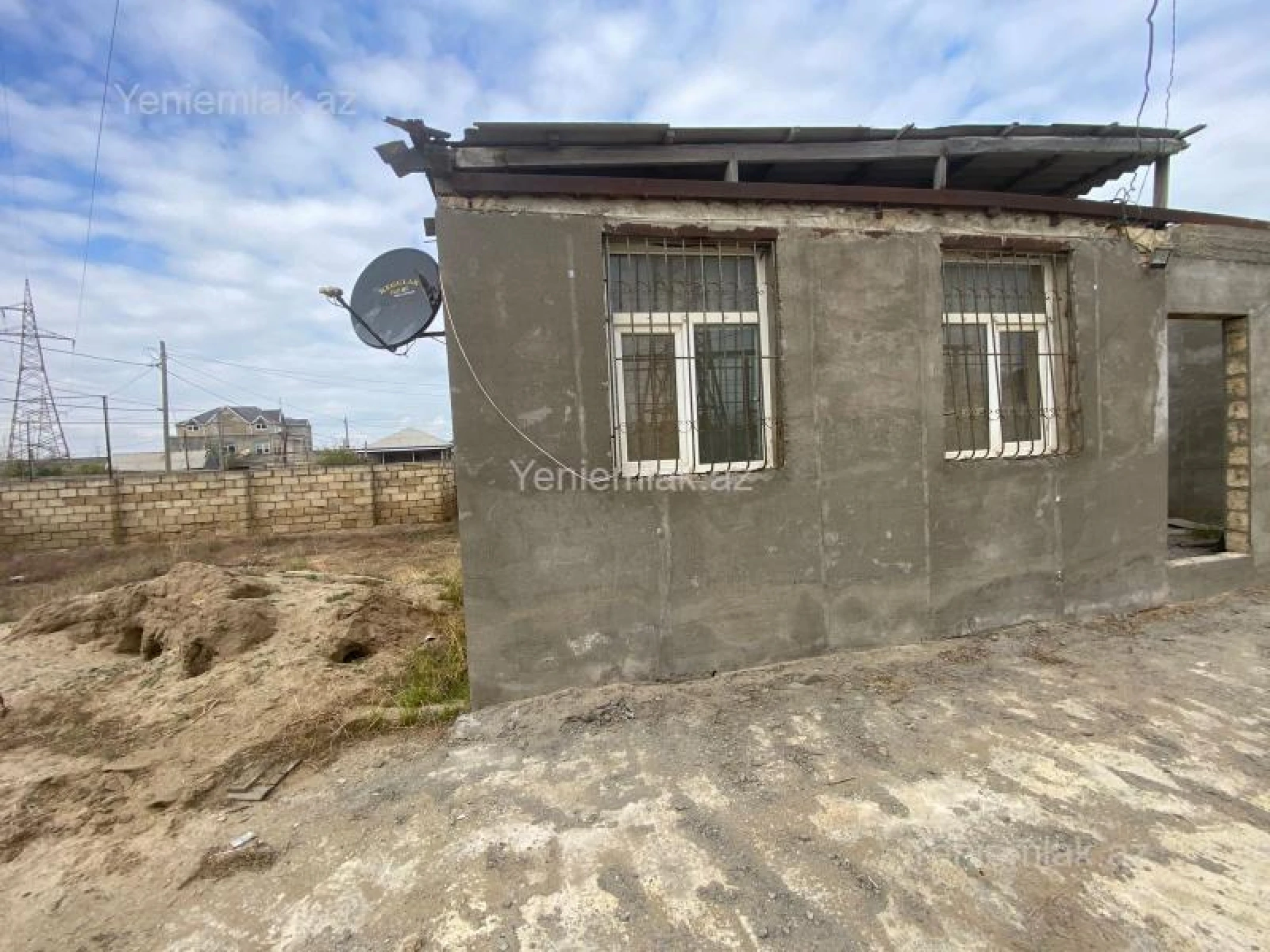 Satılır 4 otaqlı həyət evi 120 m²