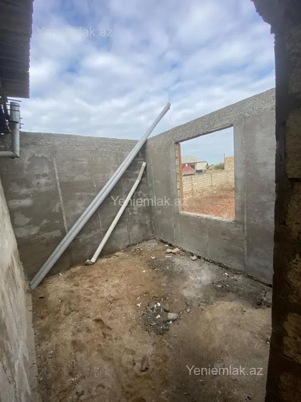 Satılır 4 otaqlı həyət evi 120 m²