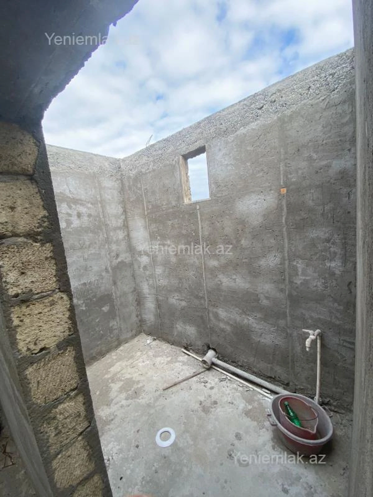 Satılır 4 otaqlı həyət evi 120 m²