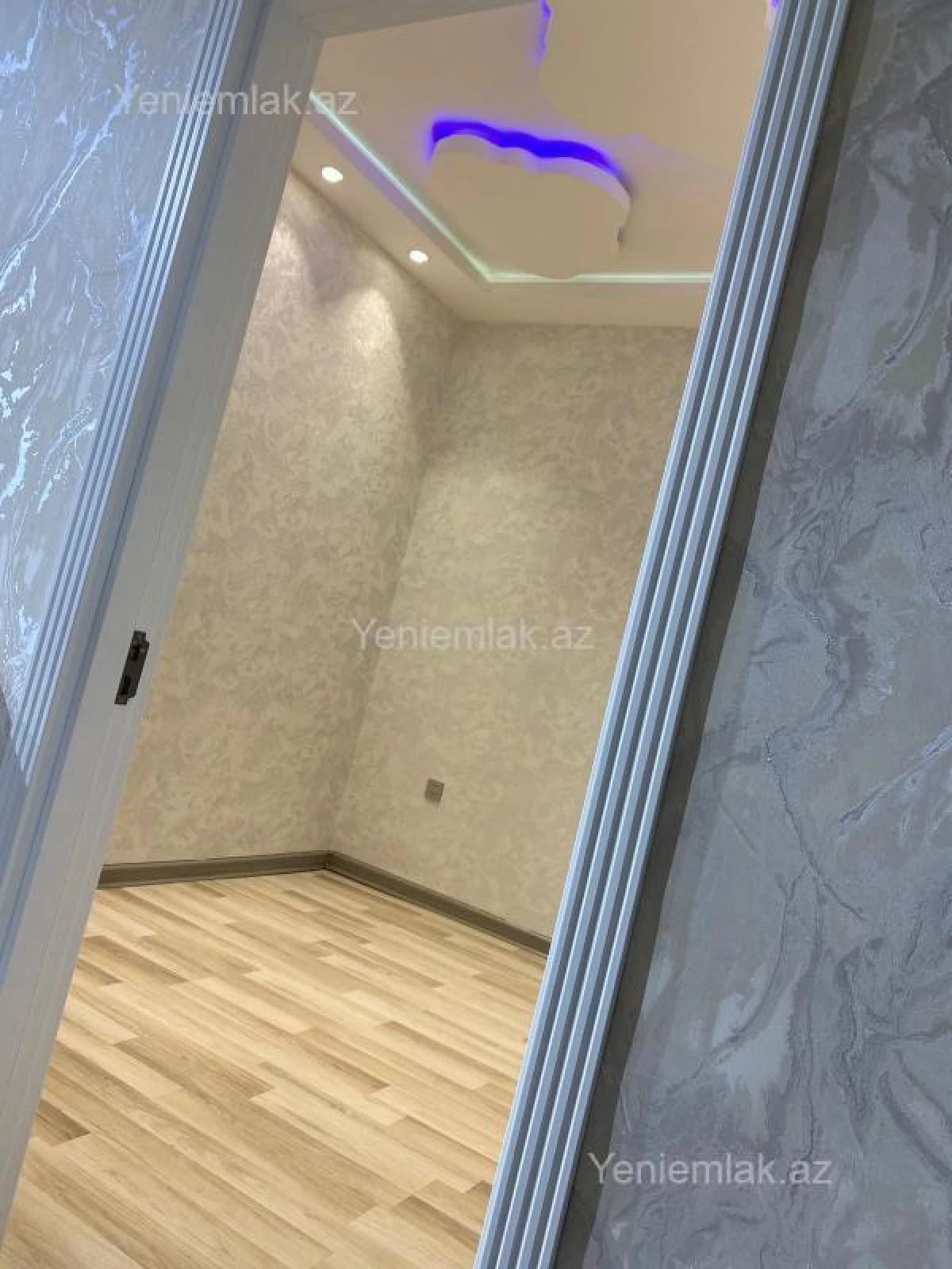 Satılır 3 otaqlı yeni tikili 88 m²