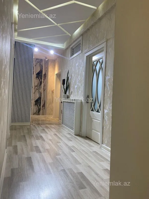 Satılır 3 otaqlı yeni tikili 88 m²