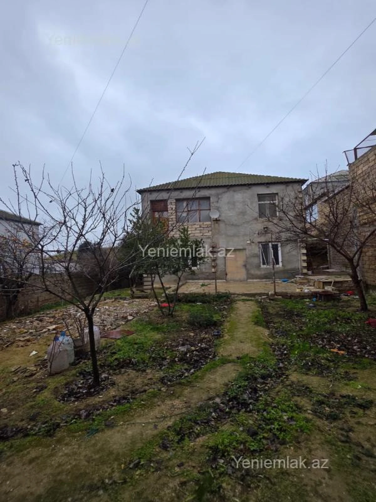 Satılır 4 otaqlı həyət evi 140 m²