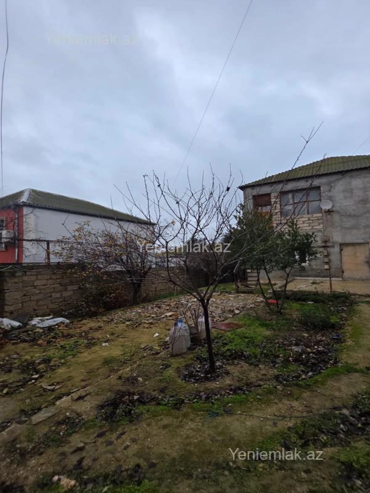 Satılır 4 otaqlı həyət evi 140 m²