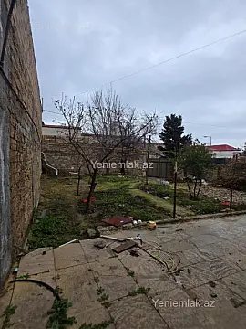 Satılır 4 otaqlı həyət evi 140 m²
