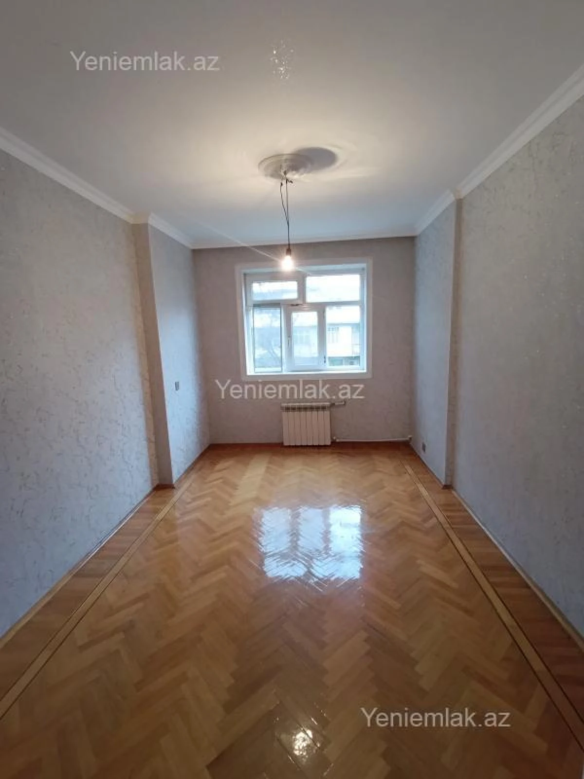 Satılır 3 otaqlı köhnə tikili 90 m²