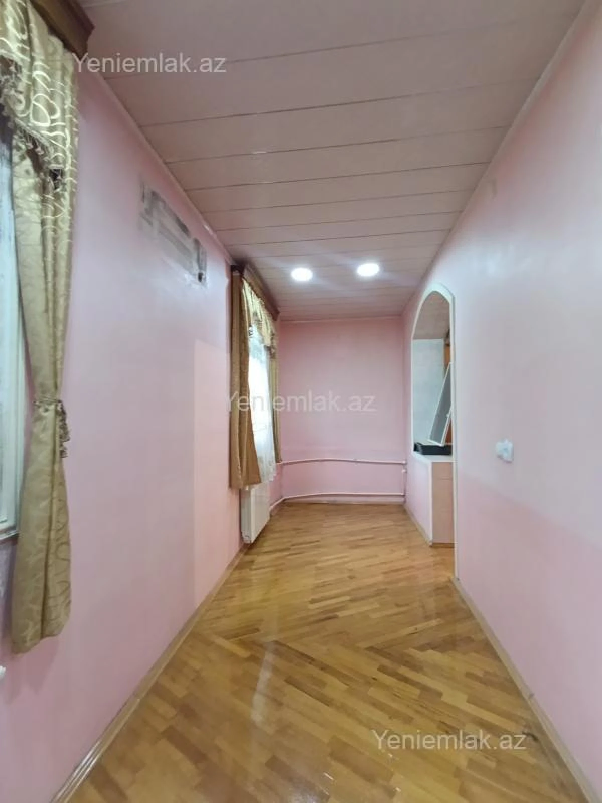 Satılır 3 otaqlı köhnə tikili 90 m²