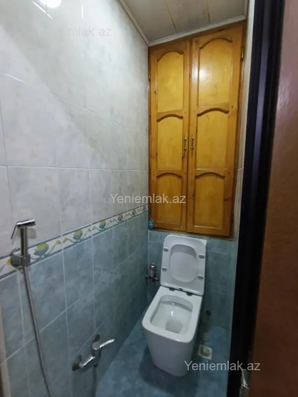 Satılır 3 otaqlı köhnə tikili 90 m²