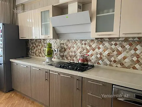 Satılır 3 otaqlı yeni tikili 145 m²