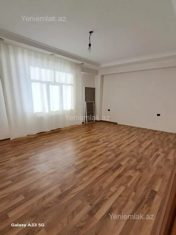 Satılır 2 otaqlı yeni tikili 74 m²